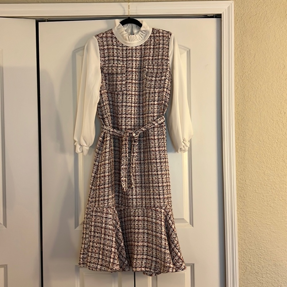 Stunning Dainty Jewells Dress